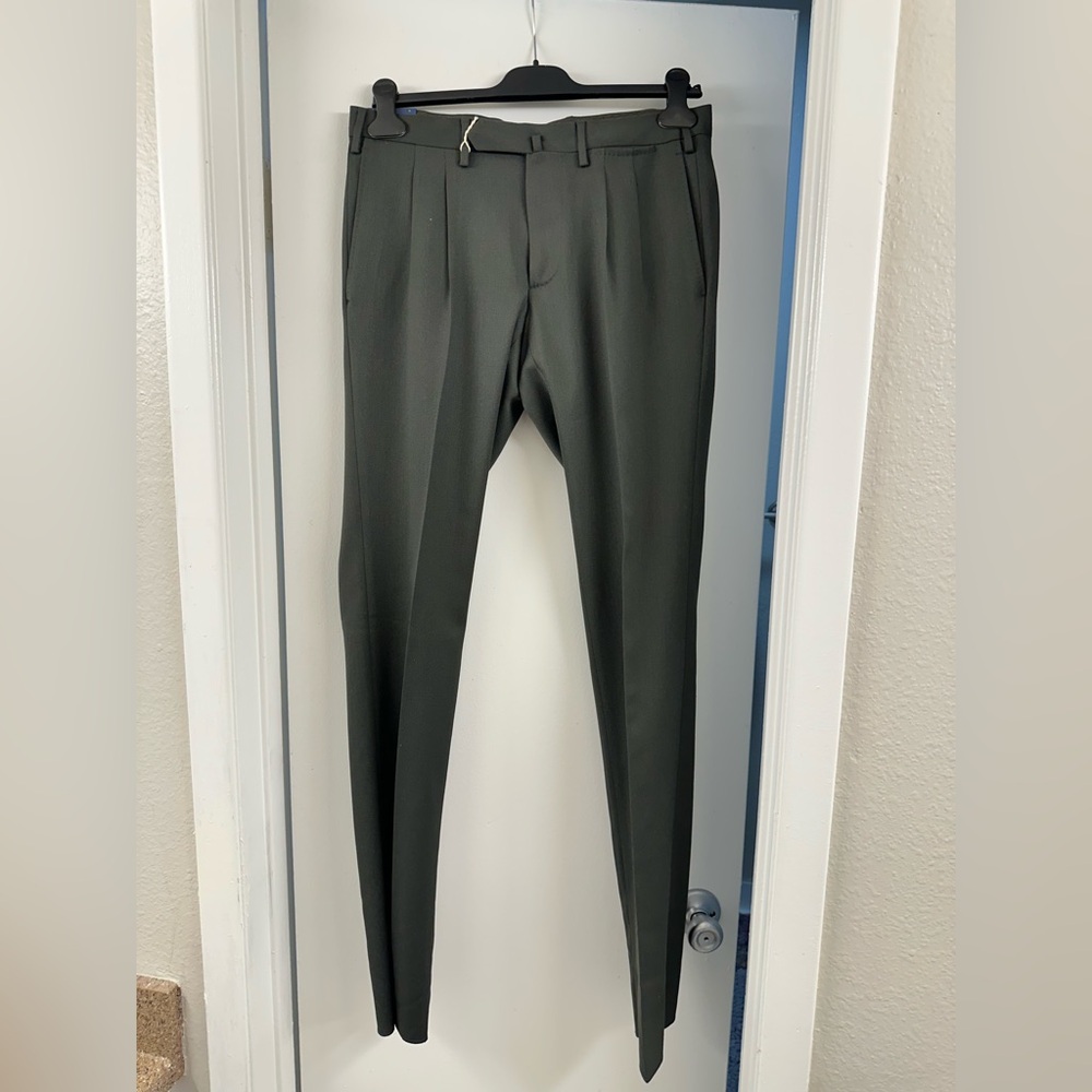 NWT Santaniello Men’s Stylish Olive Green Pants Italy Made wool blended 46 30*35